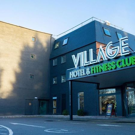 Village Hotel Bracknell Exterior photo